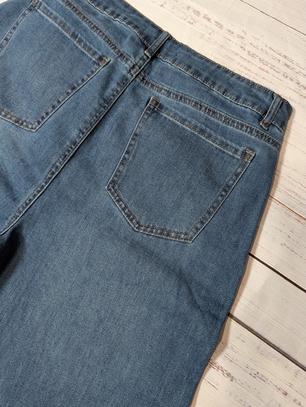TractrBLU Women's High Rise Wide Leg Jeans Size 30 Indigo Wash - Picture 8 of 12